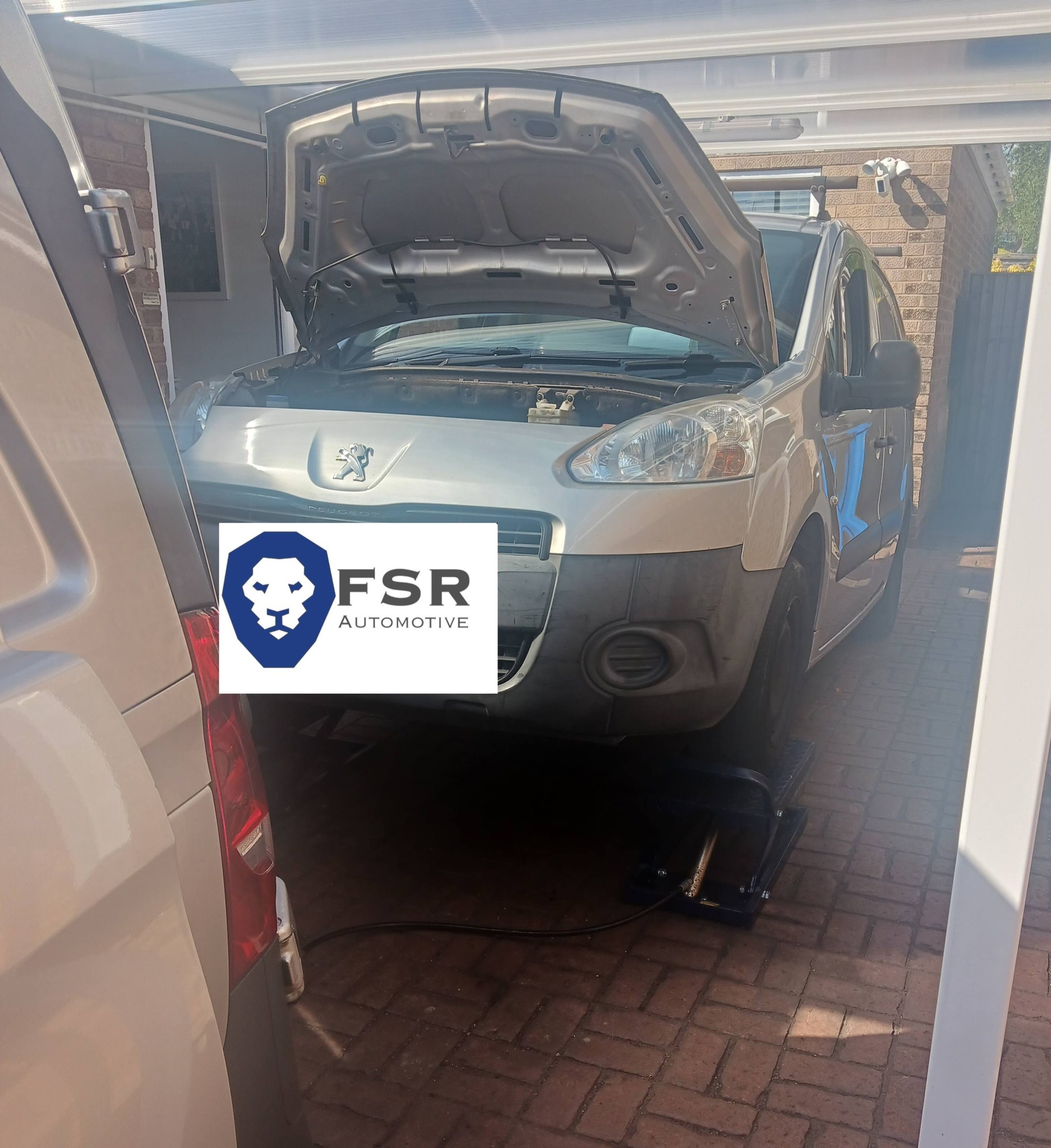 FSR Automotive vehicle repairs and diagnostics